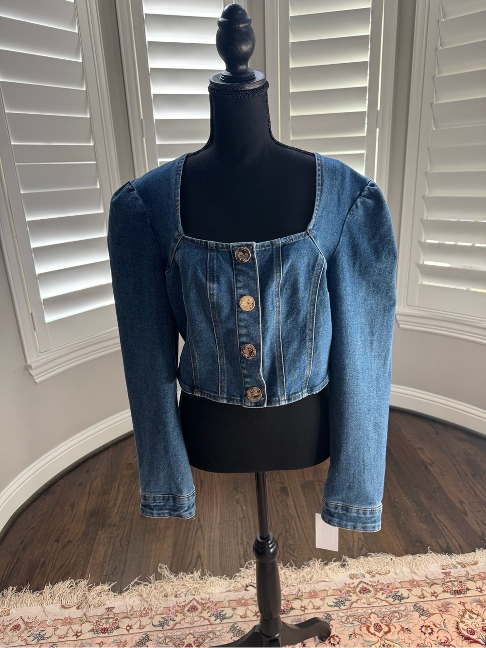 Avec Les Filles Dark Blue Denim Button-Front Puff Sleeve Crop Top